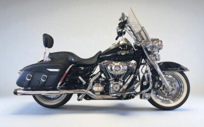 SOLD   2011 Harley-Davidson Road King FLHRC very low miles PRIVATE SALE…$14,999. NO GST