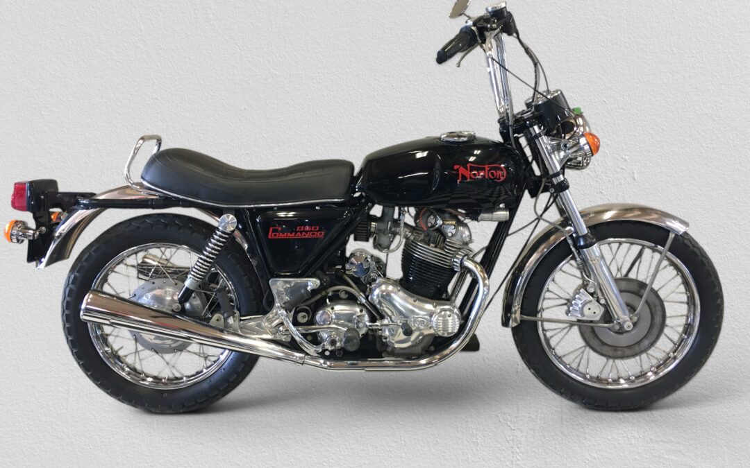 1973 NORTON 850 COMMANDO MATCHING NUMBERS  $9,999. PRIVATE SALE