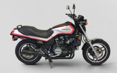 1984 HONDA VF1100S V65 SABRE $4,999. PRIVATE SALE