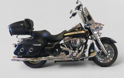 2005 HARLEY DAVIDSON ROAD KING CLASSIC …$8,999 PRIVATE SALE NO GST .