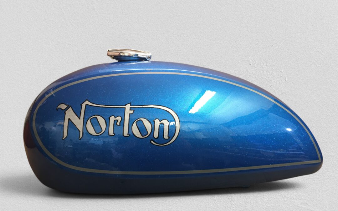 NORTON COMMANDO 850 INTERSTATE BRAND NEW UNUSED U.K.FUEL TANK…$499. CAD